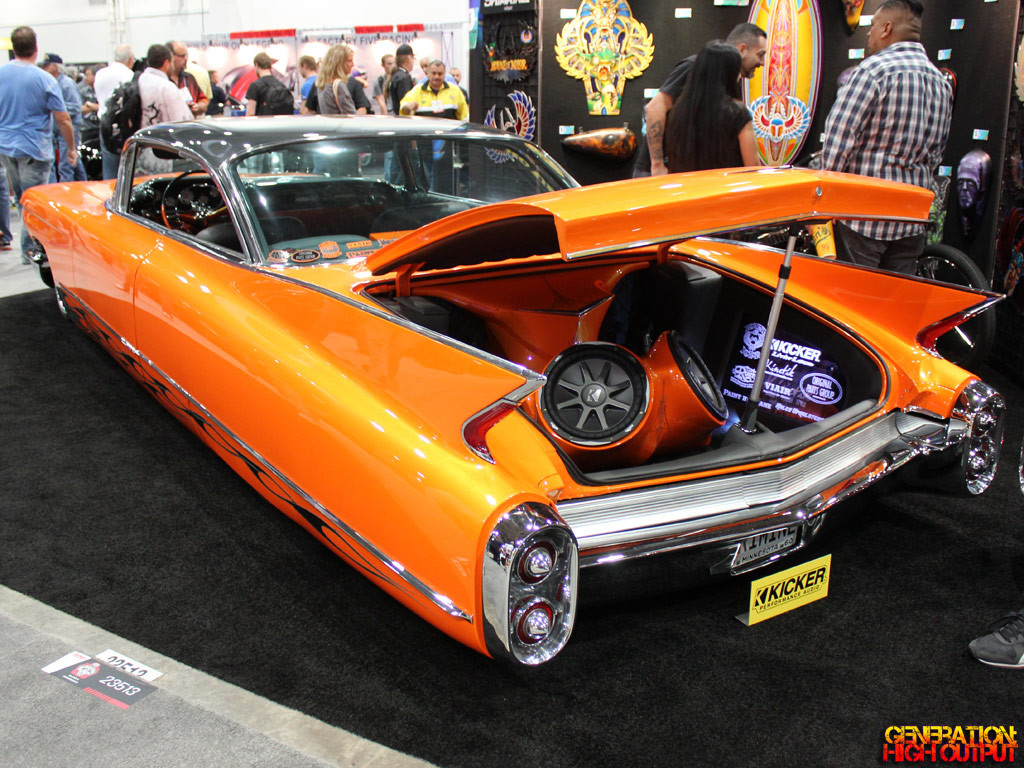 1960-cadillac-criminal-rear