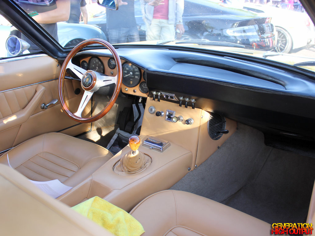 1969-lamborghini-islero-interior